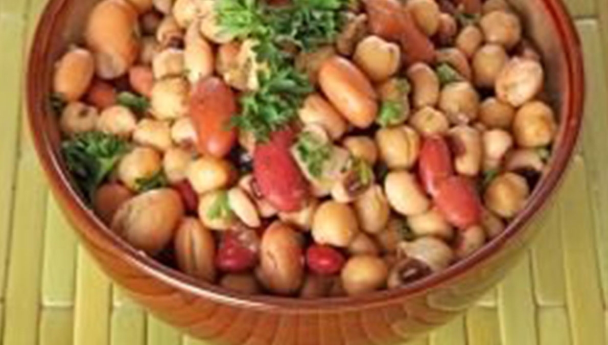 Beans with chickpeas