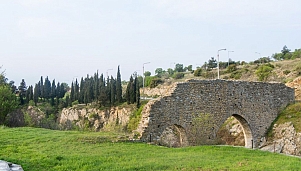 Византийски акведукт на Ферес