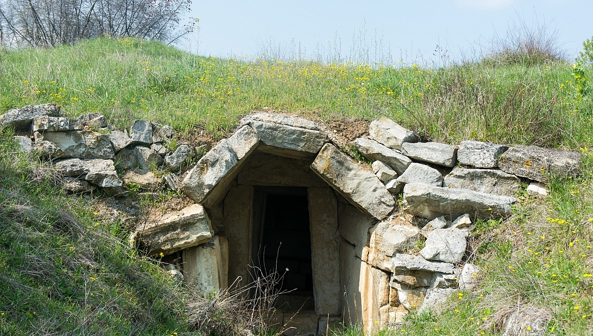 The Tomb in Elafohori
